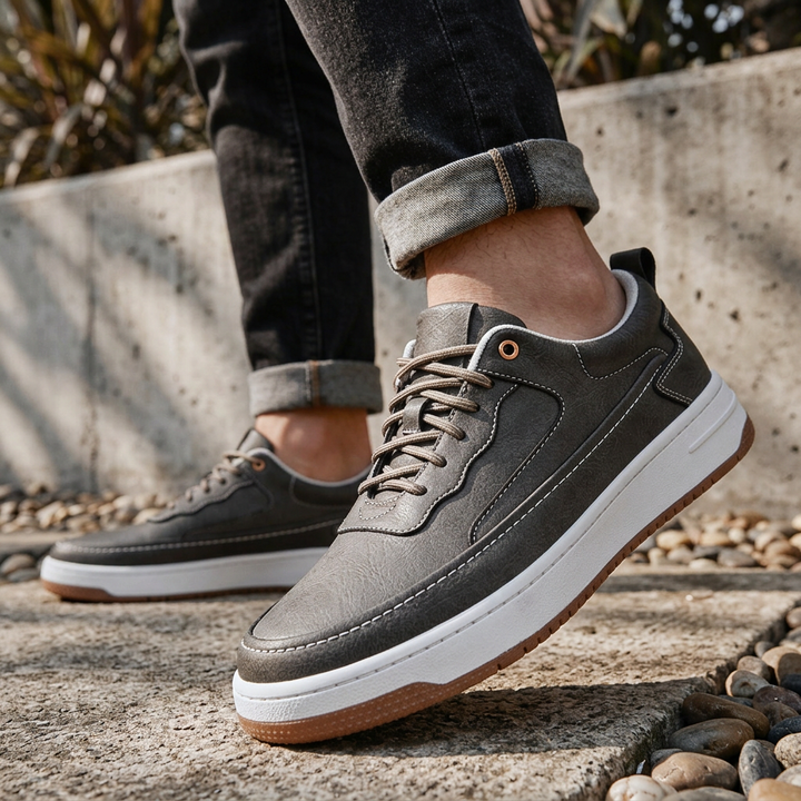 WALKER BROOKS LEATHER SNEAKERS