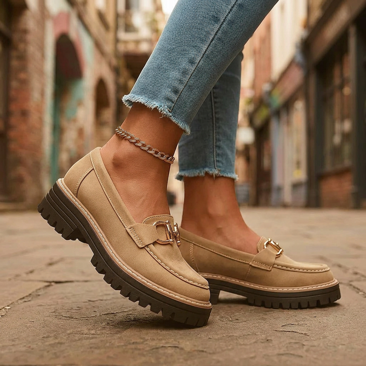 ISLA MONROE PLATFORM LOAFERS - Beige