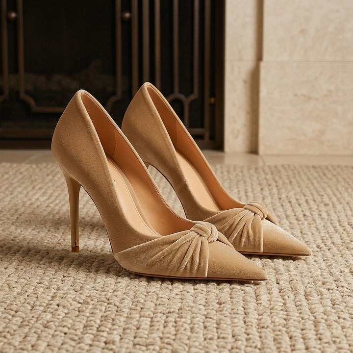 Evelyn Clare Heels