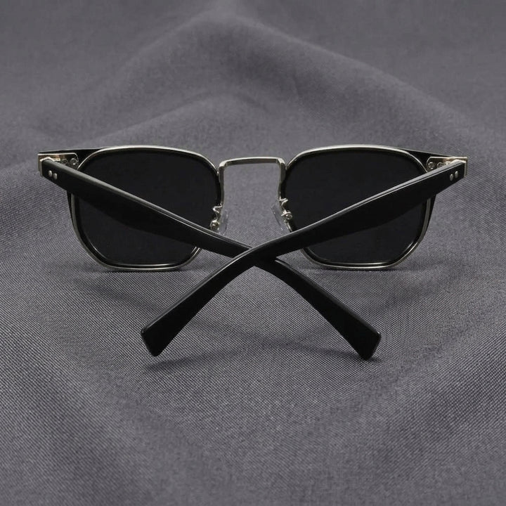 SIENNA BAY SUNNIES