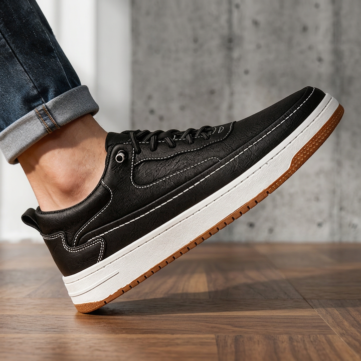 WALKER BROOKS LEATHER SNEAKERS