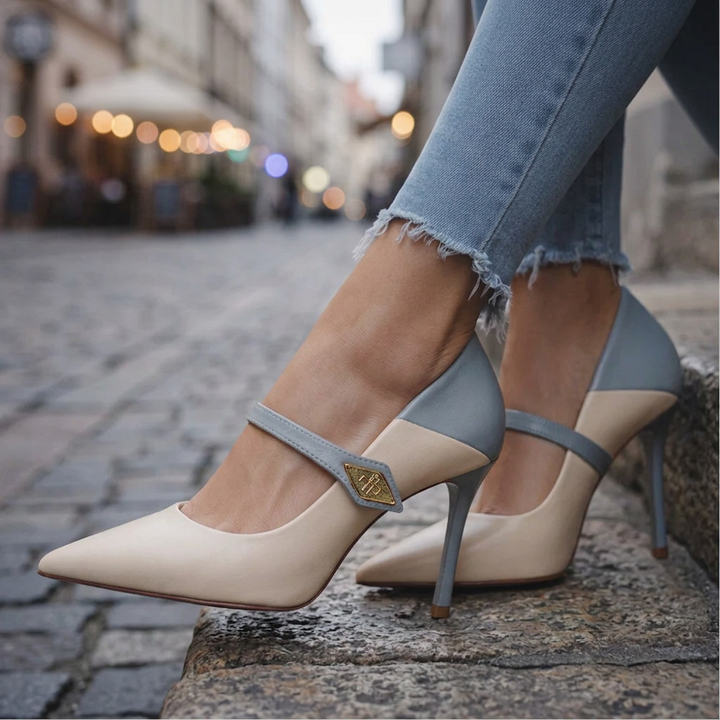 AVERY MONROE VINTAGE HEELS