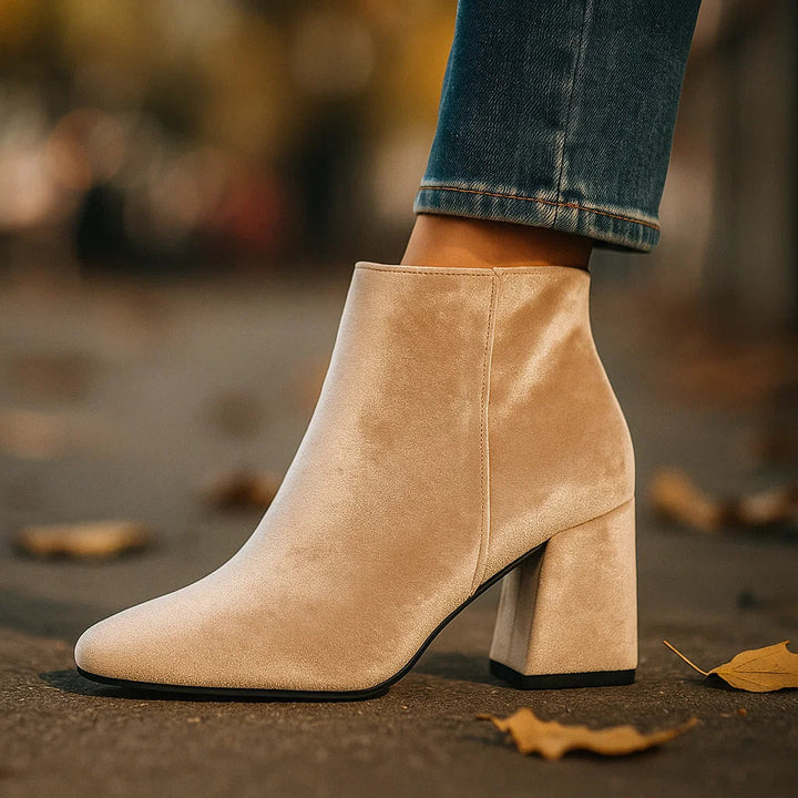 VALENTINA VELVET BOOTS - apricot
