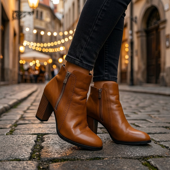 Averie Quinn Boots - brown