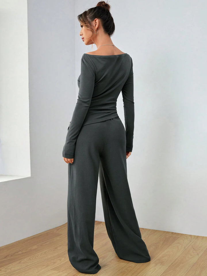 Elyra Two-Piece Lounge Set by Tom Claren