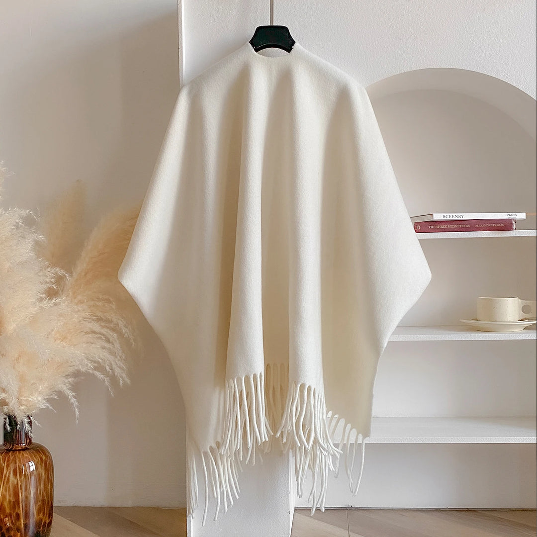 Aurelia Poncho Tom Claren