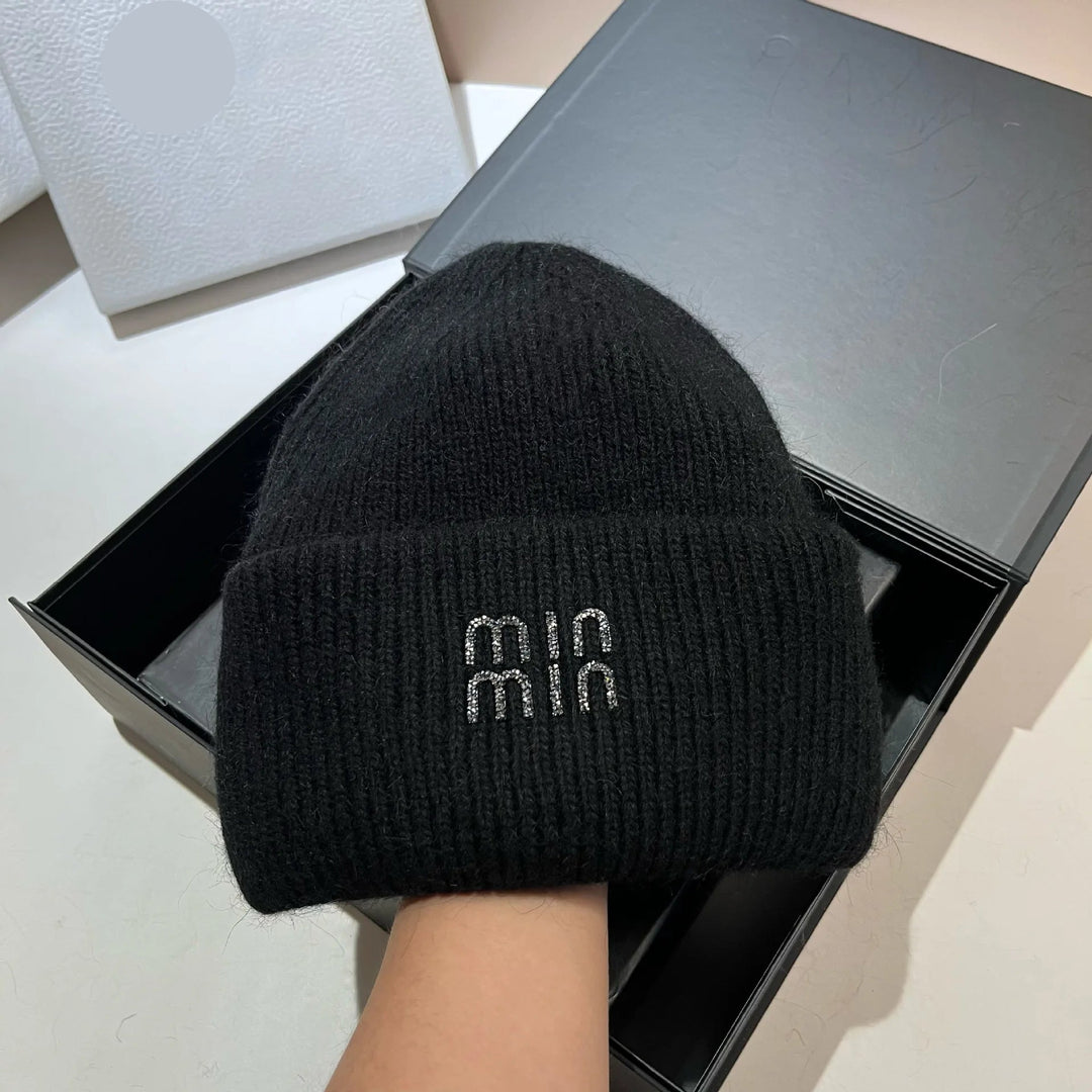 Éclat Winter Knit by Tom Claren