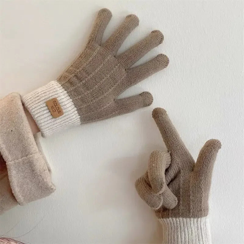 Noir Suède Touch Gloves