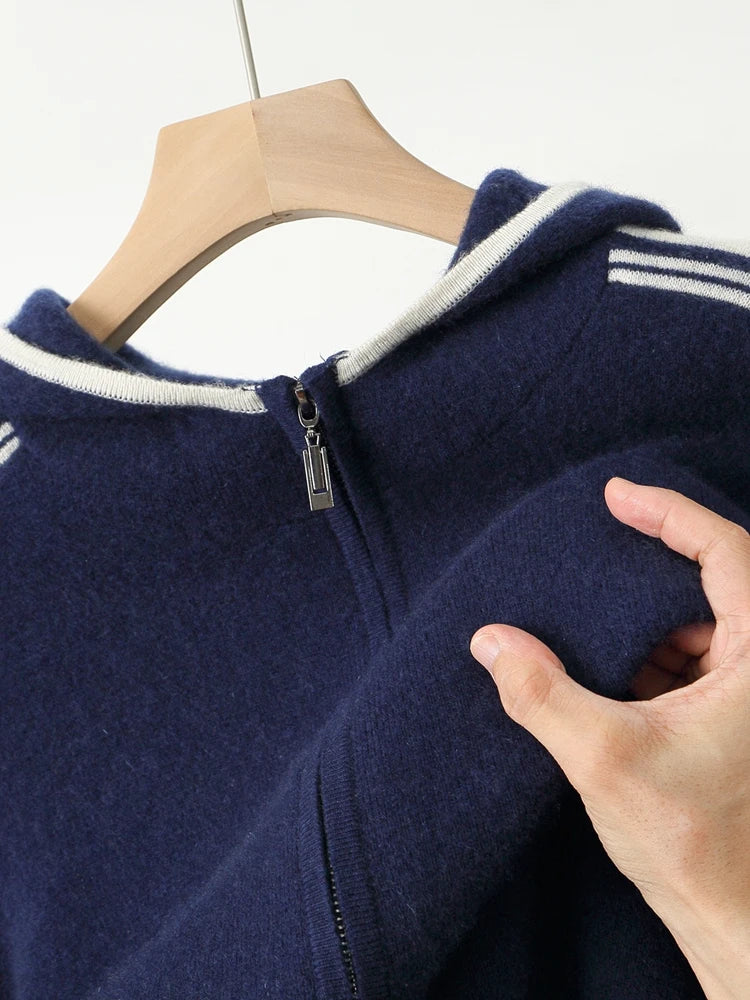 Zipper Knitwear by Tom Claren