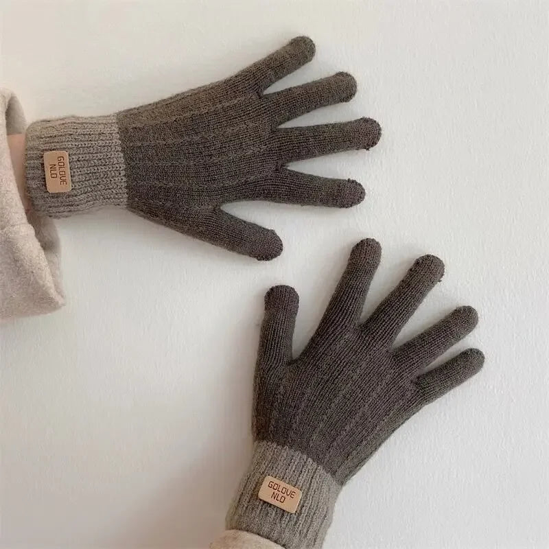 Noir Suède Touch Gloves