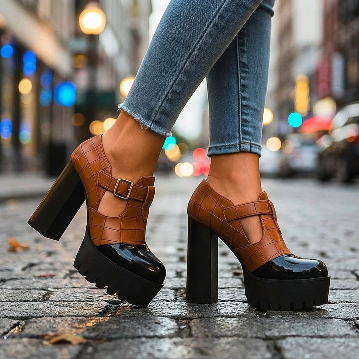 VIVIENNE ARLO BLOCK HEELS - Caramel Coffee