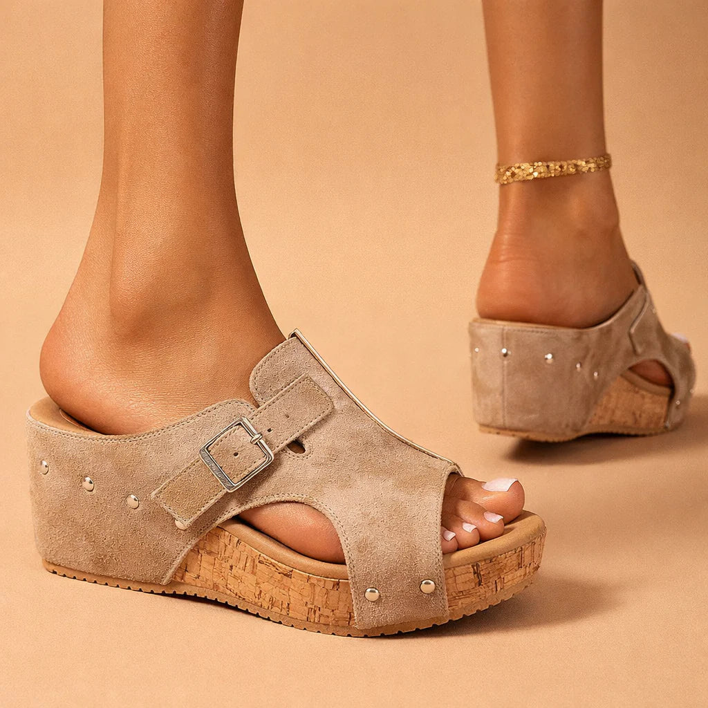 Savanna Platform Sandals