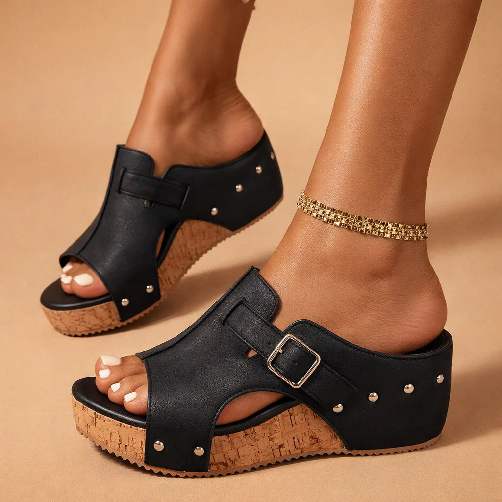 Savanna Platform Sandals