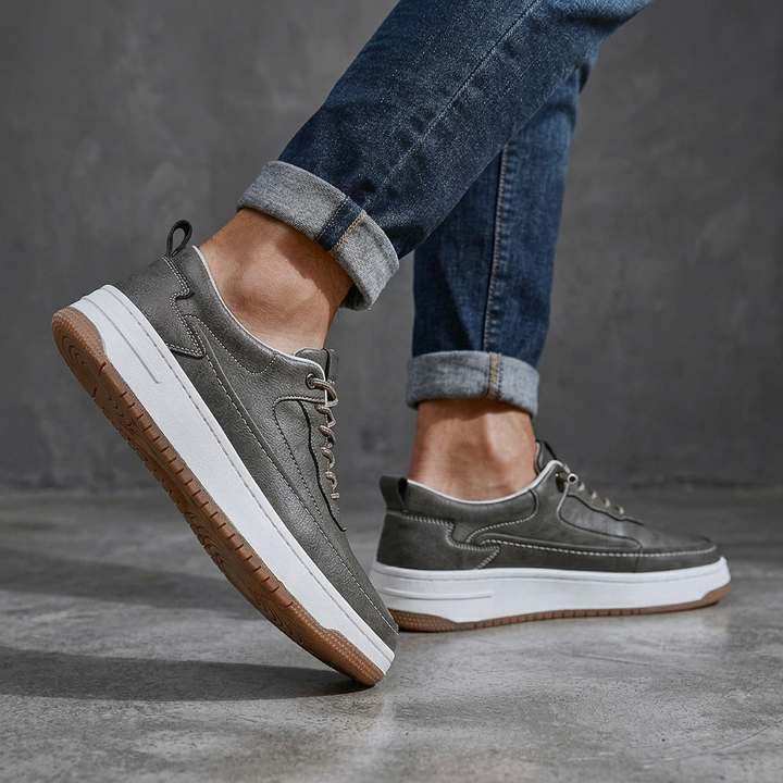 WALKER BROOKS LEATHER SNEAKERS