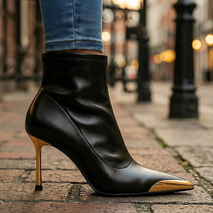 AVELINE GOLD-POINT BOOTS - Onyx Black
